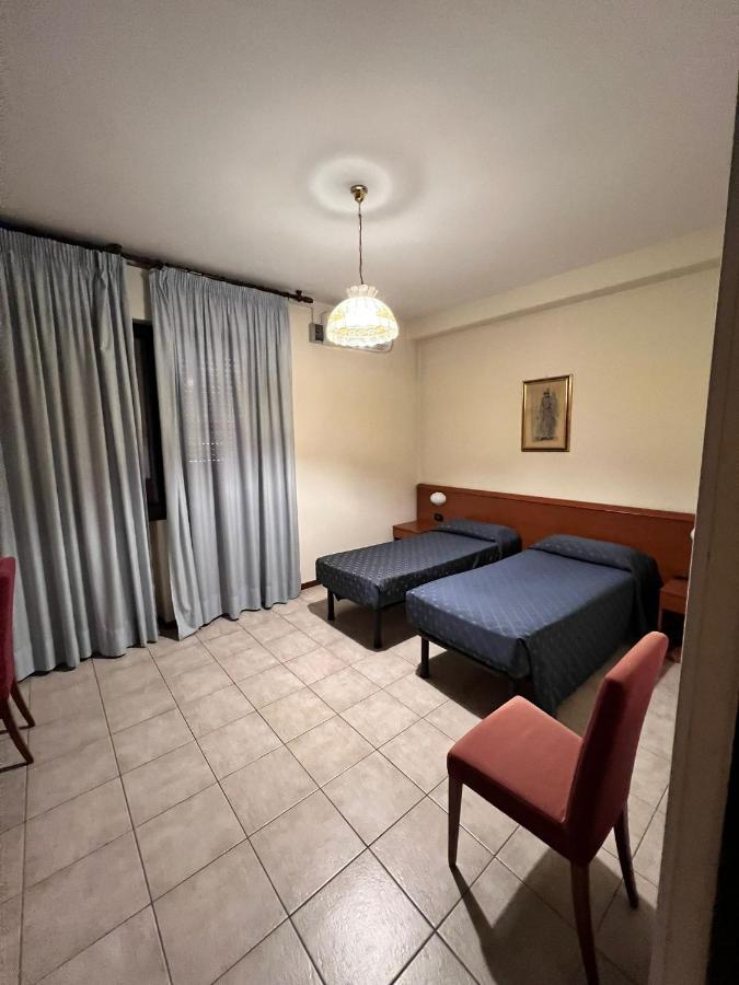 Hotel Colonna Albignasego Ngoại thất bức ảnh